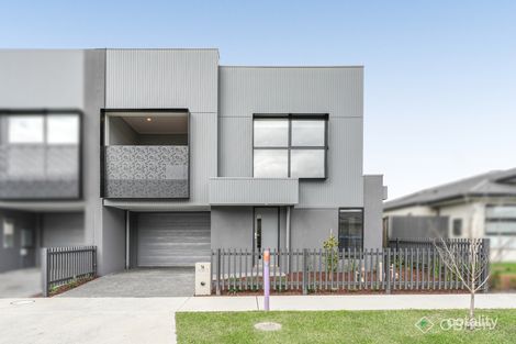 16 Aberfeldy Cres, Cranbourne South, VIC 3977