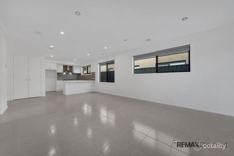 288 Bellavita Ave, Clyde, VIC 3978