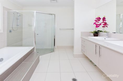 Property photo of 10 Cruiser Close Springfield Lakes QLD 4300