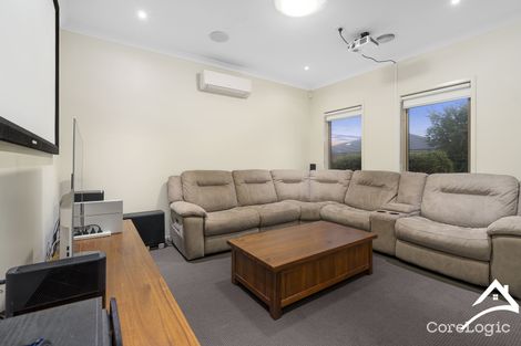 Property photo of 21 Rona Road Point Cook VIC 3030