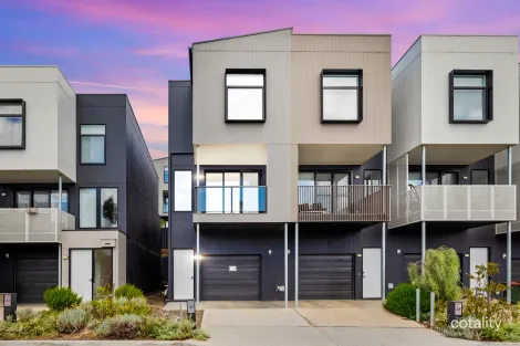 30 Wattlebird Ct, Sunshine North, VIC 3020