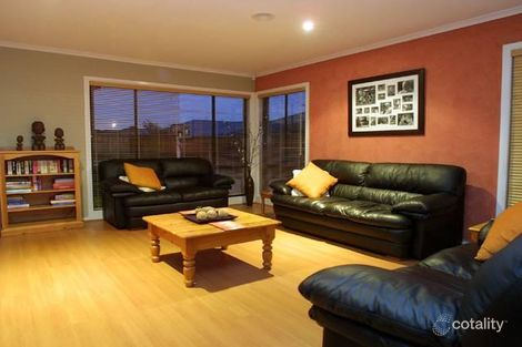 Property photo of 35 Marsh Grove Berwick VIC 3806