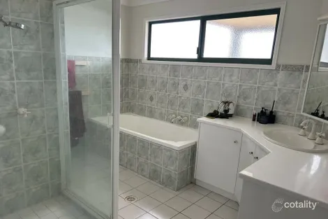 Property photo of 2/45 Manooka Drive Rainbow Beach QLD 4581