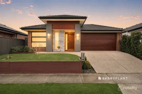 14 Stonehenge Pl, Berwick, VIC 3806