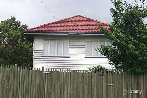 2 Pedley St, Wavell Heights, QLD 4012