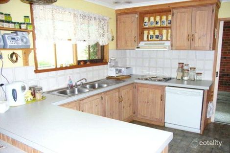 Property photo of 46 Williams Road Rosedale VIC 3847