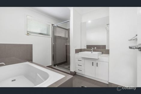 Property photo of 84/400 Tingal Road Wynnum QLD 4178