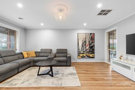 Property photo of 12 Albany Court Taylors Lakes VIC 3038