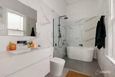 Property photo of 22 Gladstone Avenue Armadale VIC 3143