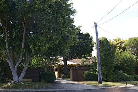 7 Harcourt Dr, Hillarys, WA 6025