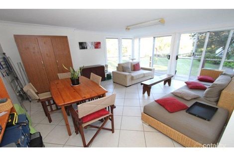 Property photo of 379 Beachmere Road Beachmere QLD 4510