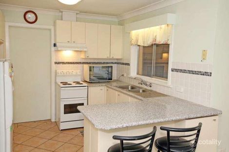 Property photo of 12 Huron Crescent Lake Albert NSW 2650