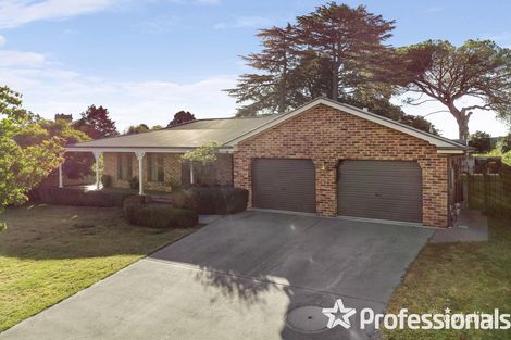 24 Hassall Gr, Kelso, NSW 2795