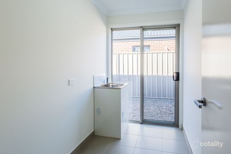 Property photo of 22 Maker Parade Echuca VIC 3564