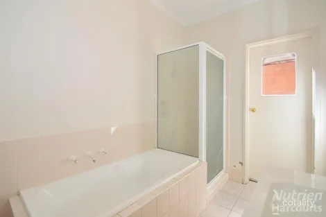 Property photo of 4/8 Patterson Crescent Larapinta NT 0875