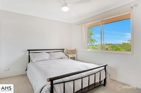 Property photo of 38 Murev Way Carrara QLD 4211