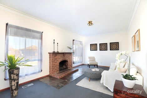 Property photo of 2 Dumbarton Street Reservoir VIC 3073