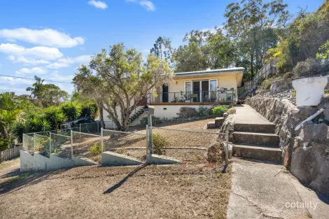 Property photo of 8 Warren Street West Gladstone QLD 4680