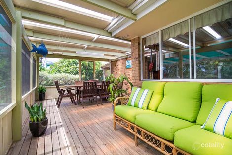 Property photo of 19 Bulgoon Crescent Ocean Shores NSW 2483