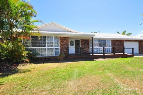 Property photo of 42 Overall Drive Pottsville NSW 2489