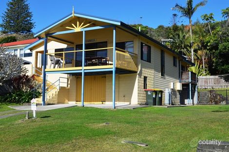 20 Stewart St, Crescent Head, NSW 2440