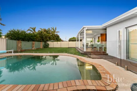Property photo of 7 Windsor Street Margate QLD 4019