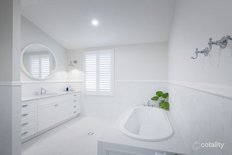 Property photo of 54 Northam Avenue Bardon QLD 4065