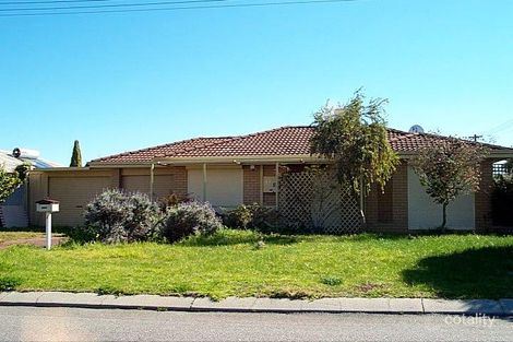 Property photo of 2 Voyager Court Cooloongup WA 6168
