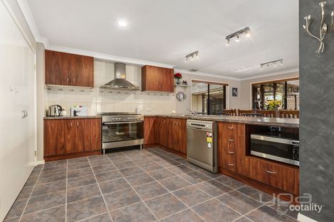 Property photo of 28 Carlyon Close Melton West VIC 3337