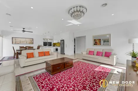 Property photo of 6 Pickering Street Googong NSW 2620
