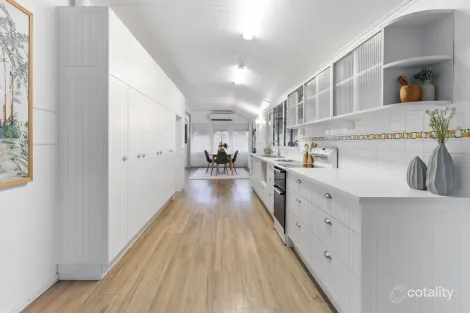 Property photo of 149 Harold Street West End QLD 4810