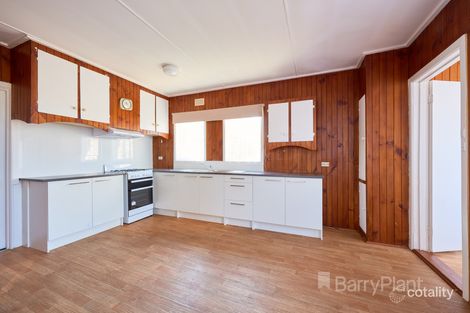 Property photo of 26 Leman Crescent Noble Park VIC 3174
