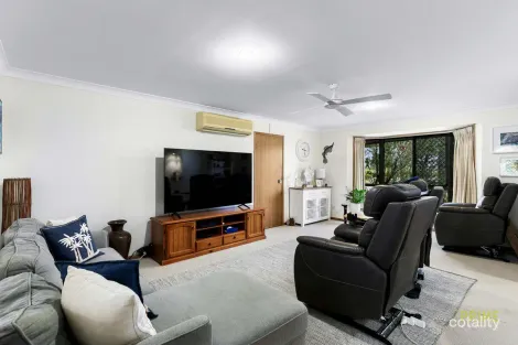 Property photo of 18 Hyperno Road Point Vernon QLD 4655