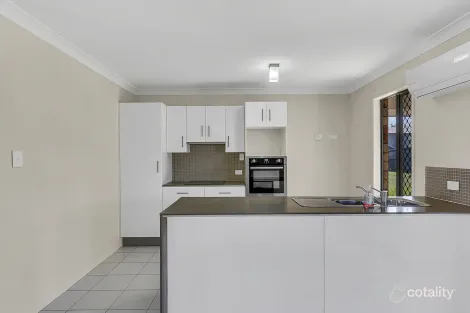 Property photo of 3 Iris Court Yamanto QLD 4305