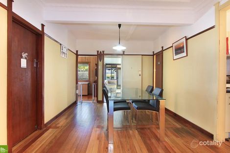 Property photo of 18 Grasmere Street Mount Saint Thomas NSW 2500