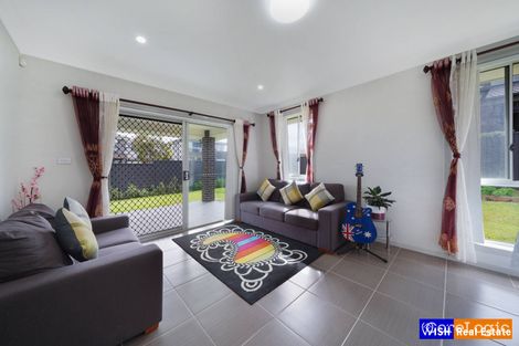 Property photo of 10 Foskett Road Edmondson Park NSW 2174