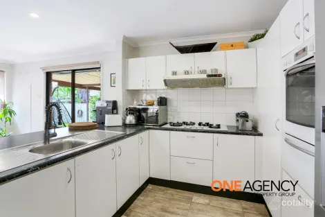 Property photo of 3 Cook Parade St Clair NSW 2759