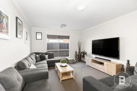 Property photo of 26 Willoby Drive Alfredton VIC 3350