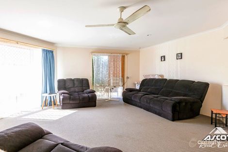 Property photo of 12 Hitchcock Court Kepnock QLD 4670