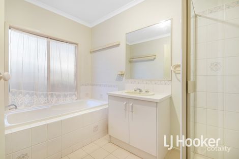 Property photo of 18 Pelican Court Narre Warren South VIC 3805