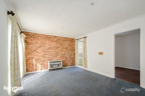 Property photo of 15 Valepark Crescent Cranbourne VIC 3977