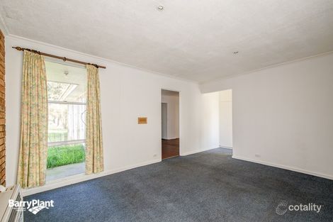 Property photo of 15 Valepark Crescent Cranbourne VIC 3977