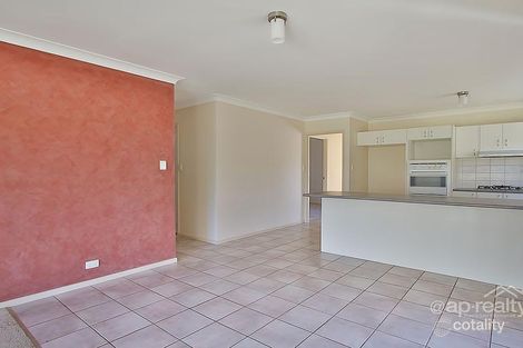 Property photo of 47 Lakeside Crescent Forest Lake QLD 4078