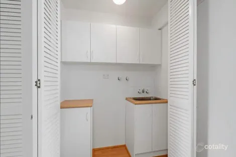 Property photo of 8/15-21 Hooker Boulevard Broadbeach Waters QLD 4218