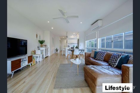 Property photo of 2/1962 Gold Coast Highway Miami QLD 4220