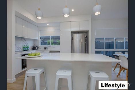 Property photo of 2/1962 Gold Coast Highway Miami QLD 4220