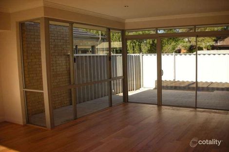 Property photo of 2/451 Riverton Drive East Riverton WA 6148