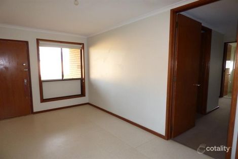 Property photo of 13 Burge Place Dubbo NSW 2830