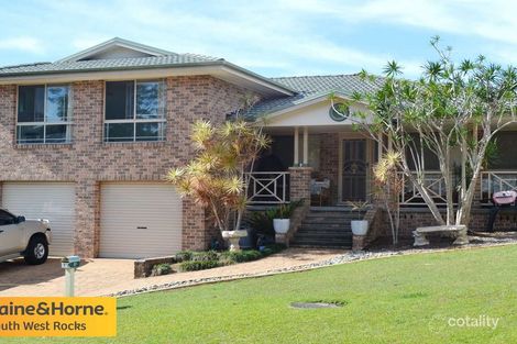 19 Rafferty Cres, South West Rocks, NSW 2431