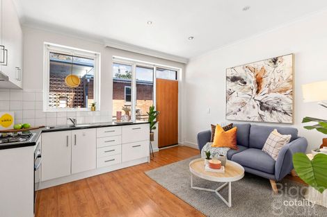 14/27 Robe St, St Kilda, VIC 3182